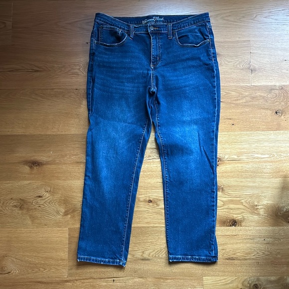 Universal Thread | Jeans | Universal Thread Crop Jeans | Poshmark